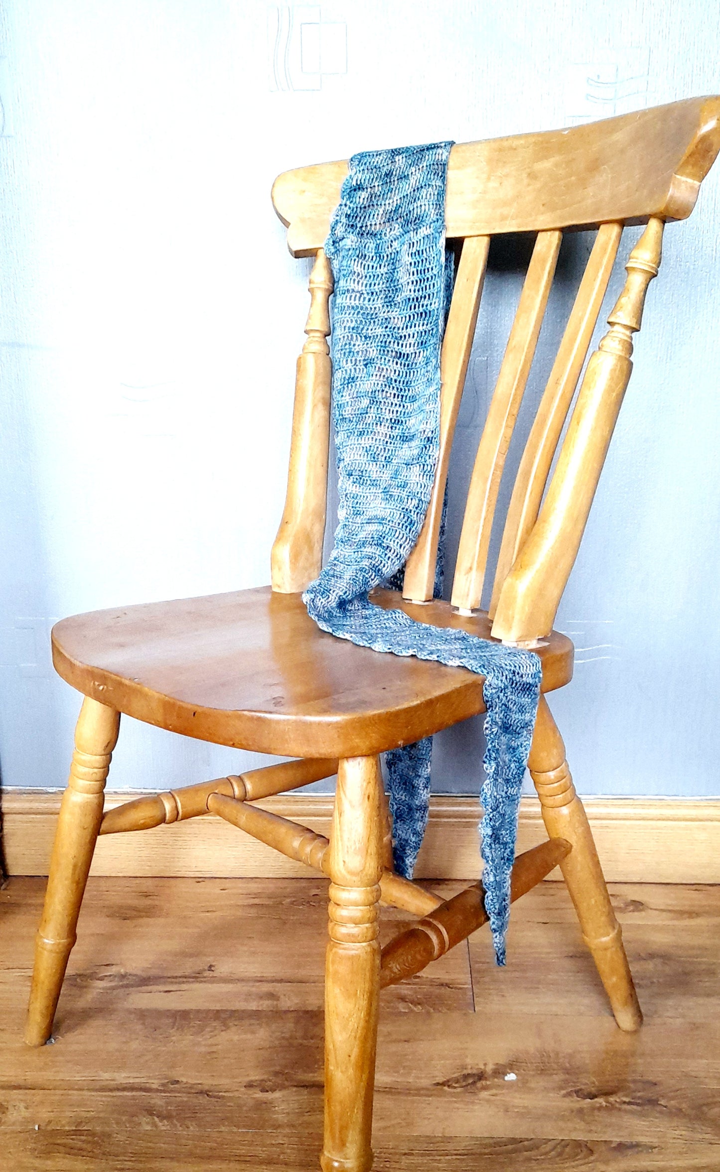 Dusturbia crochet shawl pattern. Knit 265 CAL. 