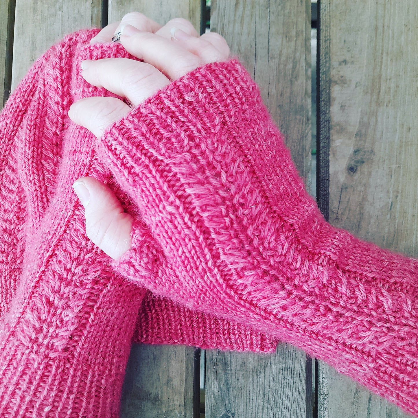 Cable knit fingerless gloves pattern pdf. DK patterns for women.  Hatchmere quick cable knit hat and gloves. Eden cottage yarns Bowland DK. 
